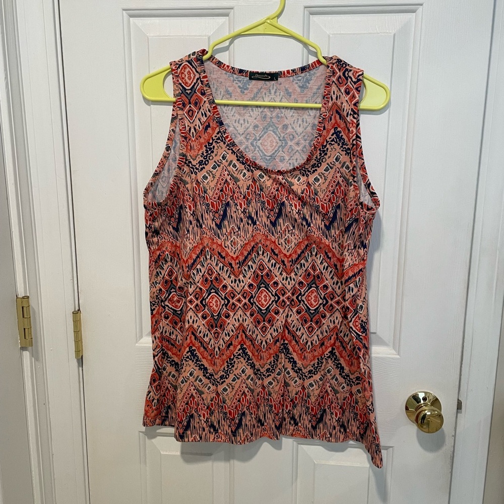 Women's Sleeveless Geometric Top - Multicolor